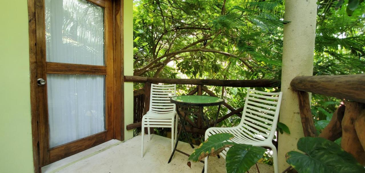 Layla Guesthouse Пуерто Морелос Екстериор снимка
